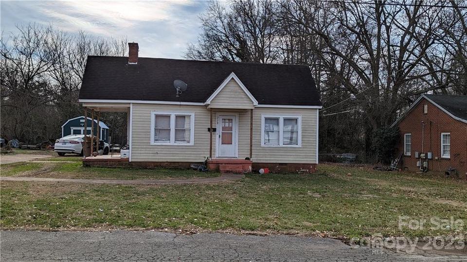 718 Park Ave, Shelby, NC 28150 1 photo MLS 3935231 Movoto