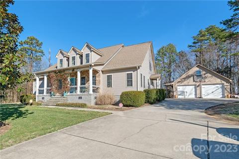 13801 E Rocky River Rd, Davidson, NC 28036 photo 6