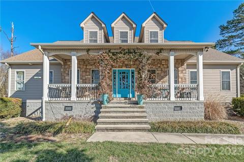 13801 E Rocky River Rd, Davidson, NC 28036