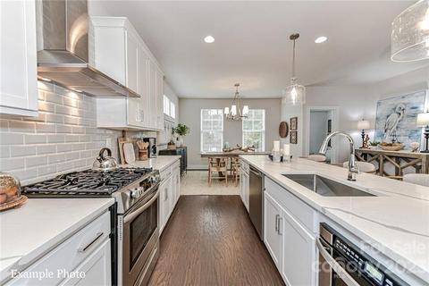 364 Armour St #38, Davidson, NC 28036