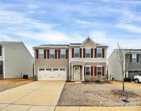2467 Willow Pond Ln, Concord, NC 28025