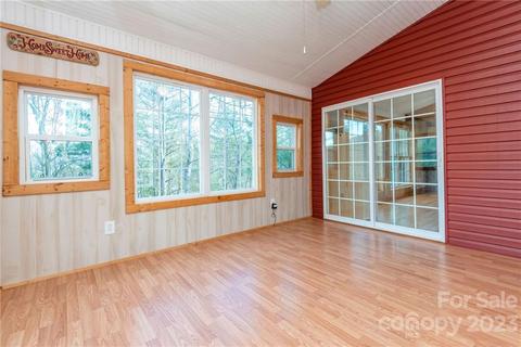 1481 Summit Ridge Rd, Purlear, NC 28665 photo 30