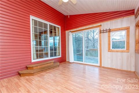 1481 Summit Ridge Rd, Purlear, NC 28665 photo 32