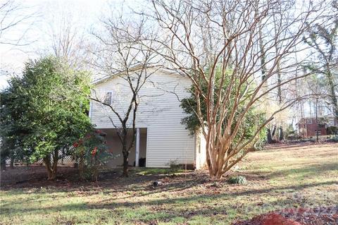 219 E Constance St, Columbus, NC 28722 photo 27