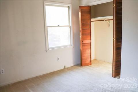 219 E Constance St, Columbus, NC 28722 photo 9