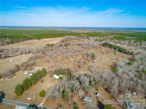 2662 Providence Rd, Cassatt, SC 29032