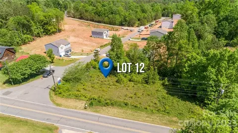 1908 Country Way, Hickory, NC 28601
