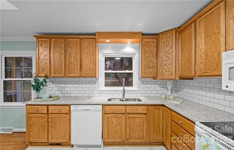 1410 Colonial E Dr E, Salisbury, NC 28144 photo 11