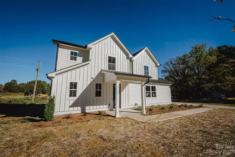 15101 June Washam Rd, Davidson, NC 28036
