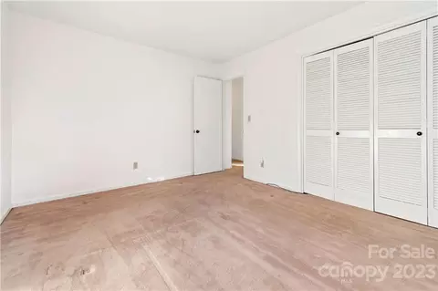 213 Devonwood Dr, Marion, NC 28752 photo 32