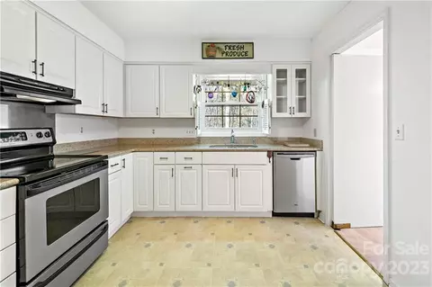 213 Devonwood Dr, Marion, NC 28752 photo 20