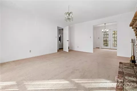 213 Devonwood Dr, Marion, NC 28752 photo 12