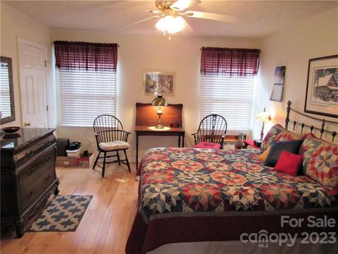 55 Harmon Cv, Clyde, NC 28721 photo 13