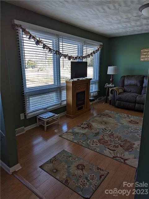 1180 Guy Rd, Hickory, NC 28602 photo 4