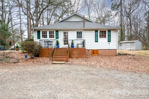 21115 Potts St, Cornelius, NC 28031 photo 2