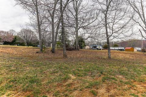2000 Willow Creek Ct, Pinnacle, NC 27043 photo 13