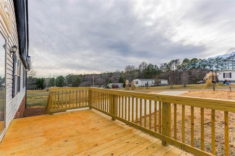 2000 Willow Creek Ct, Pinnacle, NC 27043 photo 14