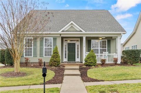 13410 Hazelbrook Ln, Cornelius, NC 28031 photo 1