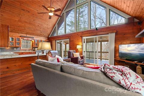 534 Hawk Ridge Rd, Deep Gap, NC 28618 photo 4