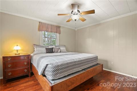 534 Hawk Ridge Rd, Deep Gap, NC 28618 photo 11
