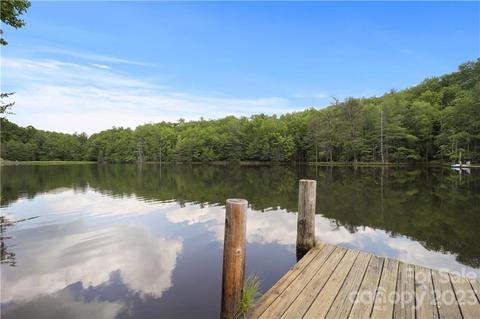 534 Hawk Ridge Rd, Deep Gap, NC 28618 photo 33