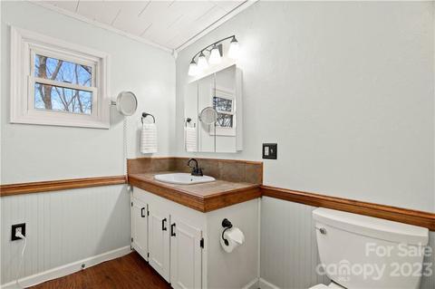 534 Hawk Ridge Rd, Deep Gap, NC 28618 photo 22