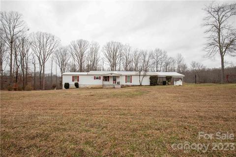 853 Enon Church Rd, Clover, SC 29710