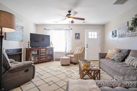 7001 Weavers Run, Cramerton, NC 28032 photo 4