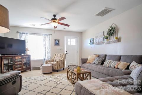 7001 Weavers Run, Cramerton, NC 28032 photo 3