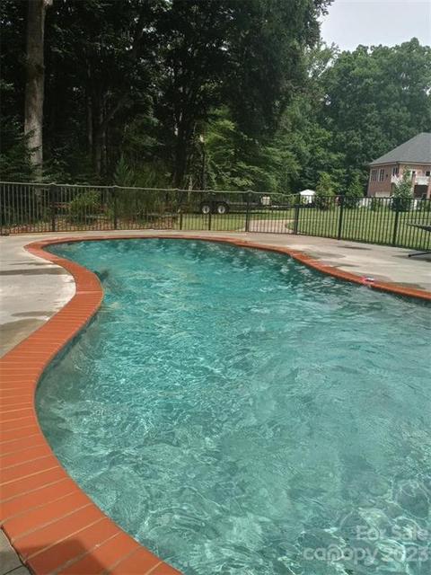 1219 Forest Bluff Dr, Midland, NC 28107 photo 45