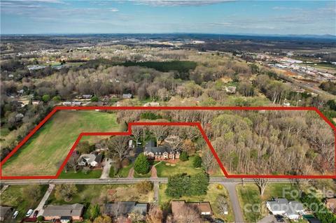 000 N Greenbriar 35 Rd #35, Statesville, NC 28625