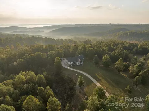 213 Lake Haven Dr, Lake Lure, NC 28746