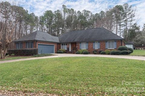 2263 Cardinal Loop, Stanley, NC 28164 photo 1