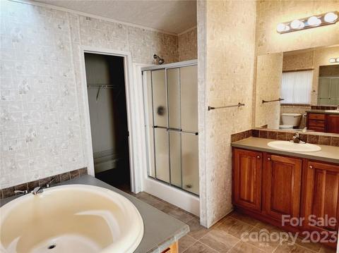 21 Ridgeway Dr, Flat Rock, NC 28731 photo 17