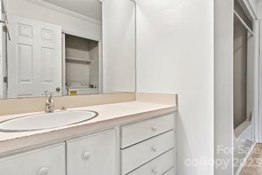  1022 N Center St, Hickory, NC 28601 photo 16
