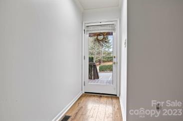 1022 N Center St, Hickory, NC 28601 photo 3
