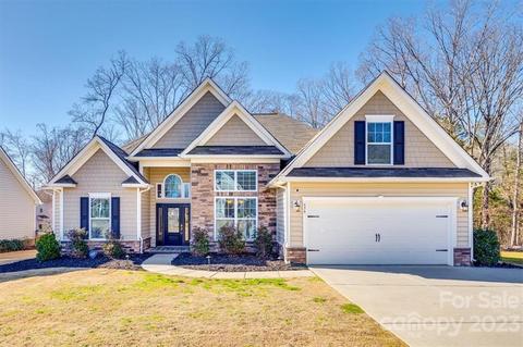 579 Daventry Ct, Clover, SC 29710 photo 1