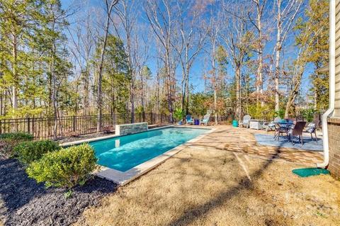 579 Daventry Ct, Clover, SC 29710 photo 34