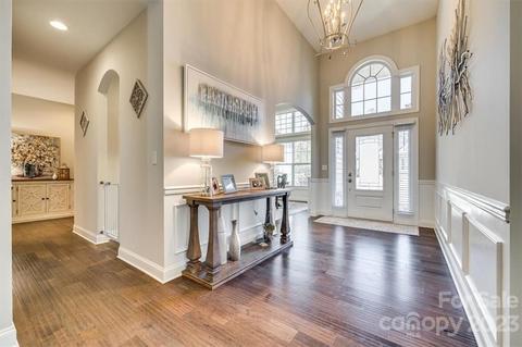579 Daventry Ct, Clover, SC 29710 photo 6