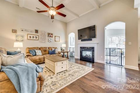 579 Daventry Ct, Clover, SC 29710 photo 15
