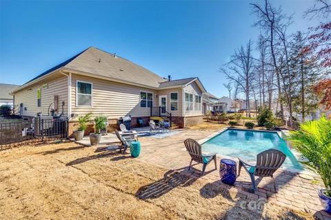 579 Daventry Ct, Clover, SC 29710 photo 35