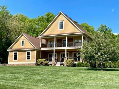 45 Carland Dr, Arden, NC 28704