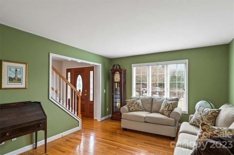 6030 Dockside Dr, Hickory, NC 28601 photo 6