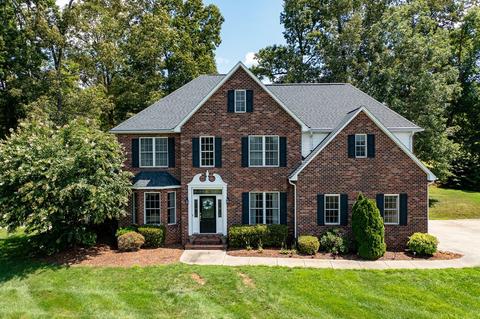 3890 Hyder Ct, Morganton, NC 28655