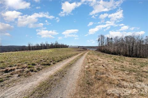 1186 Lambert Dr, Hiddenite, NC 28636 photo 23