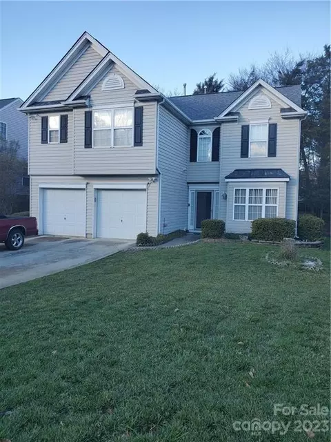10818 Northgate Trail Dr, Charlotte, NC 28215