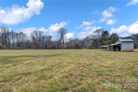 1106 E Memorial Hwy, Harmony, NC 28634 photo 24