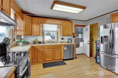 1106 E Memorial Hwy, Harmony, NC 28634 photo 5