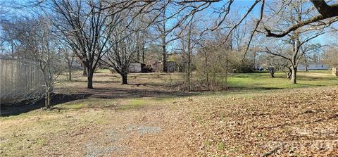 000 Courtney Store Rd, Monroe, NC 28110