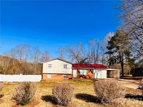 1970 Barringer Cir, Newton, NC 28658